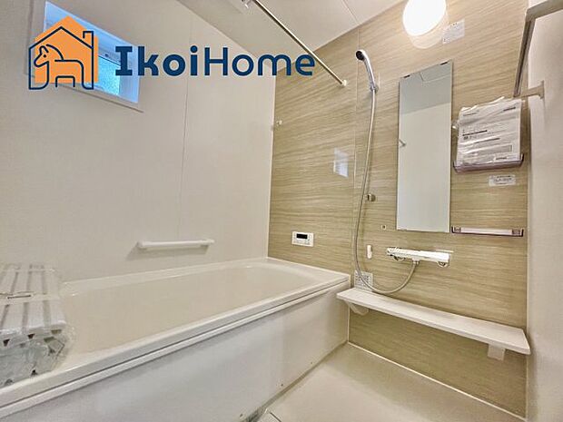 【風呂】【ホームページに現地動画掲載中】●年中無休:当日予約可●小窓ございますので通気・換気良好です。