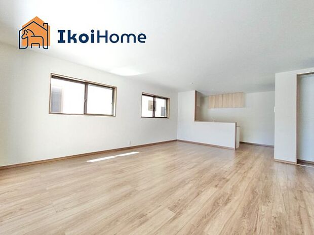 【居間・リビング】【ホームページに現地動画掲載中】●年中無休：当日予約可●生活施設が周辺に充実した暮らしやすい住宅街