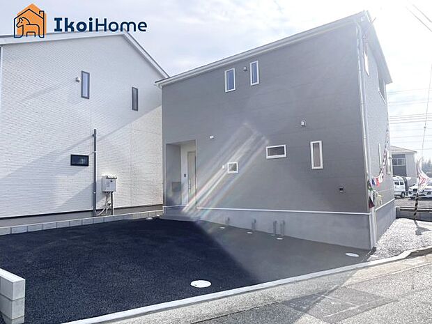 【外観】【ホームページに現地動画掲載中】●年中無休：当日予約可●お車並列3台駐車可能です！間口が広く開放的！