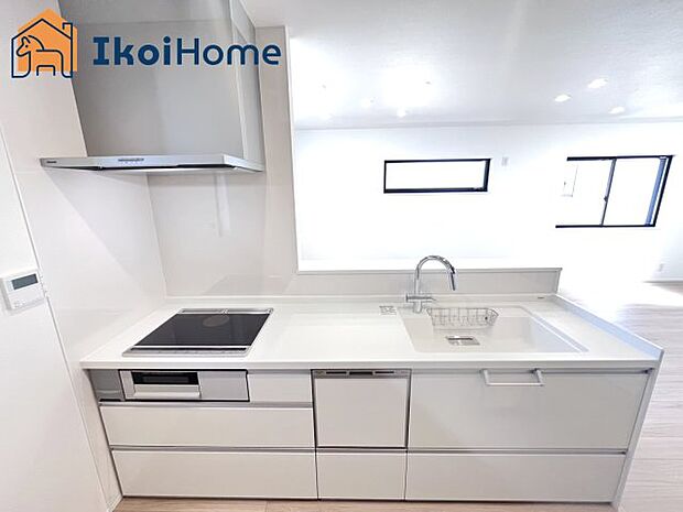 【食洗機】食洗器があることで食事後の面倒な作業も楽ちんになります。