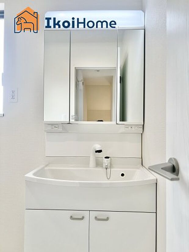 【洗面】【ホームページに現地動画掲載中】●年中無休:当日予約可●洗濯機を置く洗濯パンがついていません。