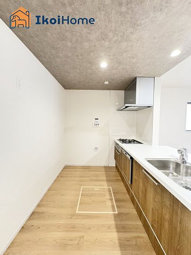 【キッチン】【ホームページに現地動画掲載中】●年中無休:当日予約可●カウンター内もゆったりしております!