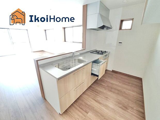 【食洗機】食洗機があることで食事後の面倒な作業も楽ちんになります。