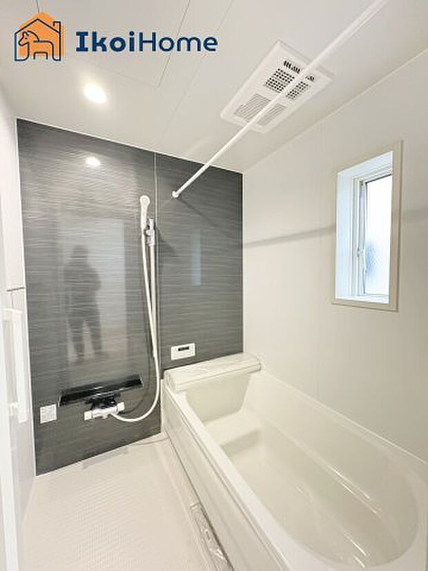 【風呂】【ホームページに現地動画掲載中】●年中無休:当日予約可●小窓があり換気良好!清潔な空間を保てます