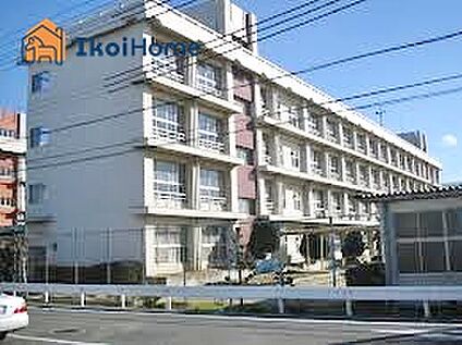 二見中学校 徒歩141m
