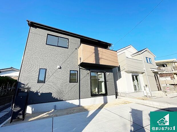 安心の10年保証!外観を美しく保ち、雨水で汚れを落とします!気になることがありましたら、お気軽にお問い合わせください!