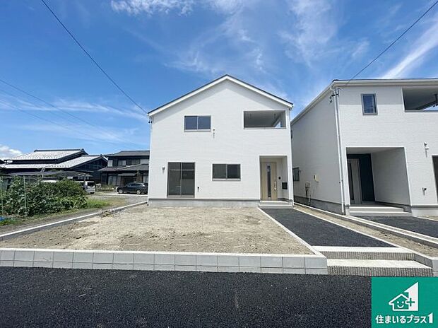 【外観】安心の10年保証!外観を美しく保ち、雨水で汚れを落とします!気になることがありましたら、お気軽にお問い合わせください!