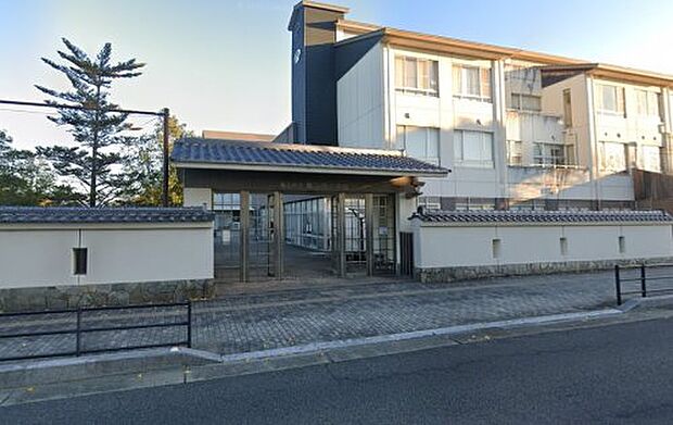 亀山市立亀山西小学校