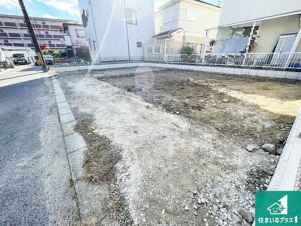 【外観】現在建築中！落ち着いた街並みで新生活を始めることが出来そう！周辺の物件も併せてご紹介させて頂きます！