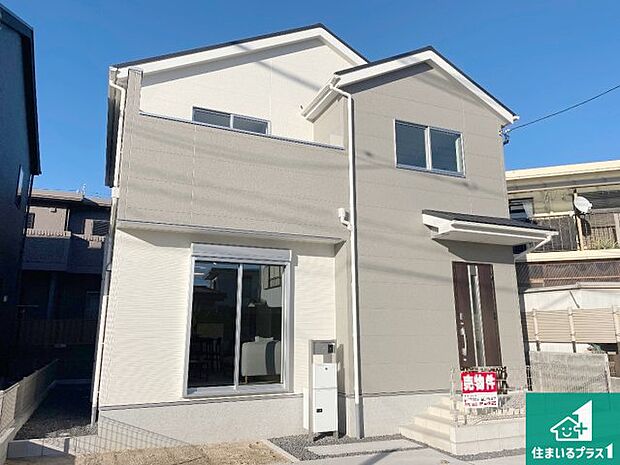 【外観】安心の10年保証!外観を美しく保ち、雨水で汚れを落とします!気になることがありましたら、お気軽にお問い合わせください!