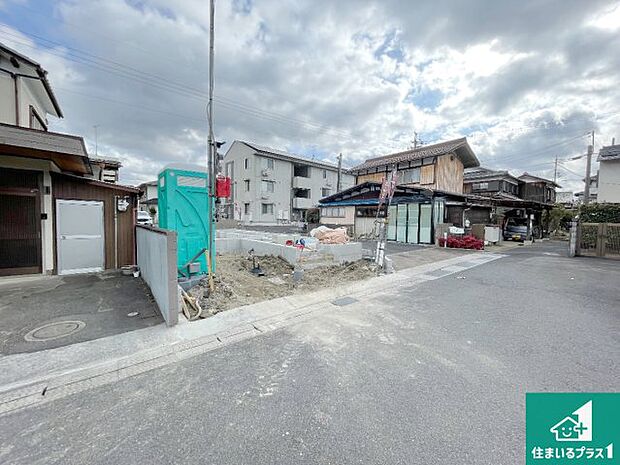 【外観】現在建築中！落ち着いた街並みで新生活を始めることが出来そう！周辺の物件も併せてご紹介させて頂きます！