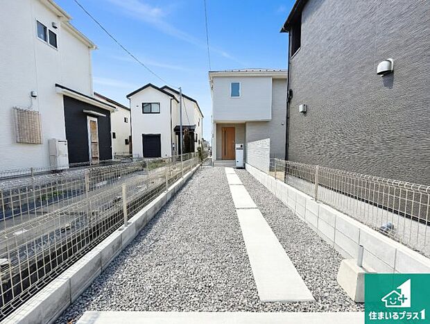 【外観】安心の10年保証！外観を美しく保ち、雨水で汚れを落とします！気になることがありましたら、お気軽にお問い合わせください！