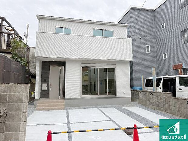 【外観】安心の10年保証！外観を美しく保ち、雨水で汚れを落とします！気になることがありましたら、お気軽にお問い合わせください！