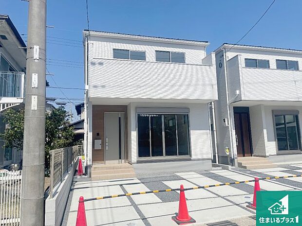 【外観】安心の10年保証!外観を美しく保ち、雨水で汚れを落とします!気になることがありましたら、お気軽にお問い合わせください!