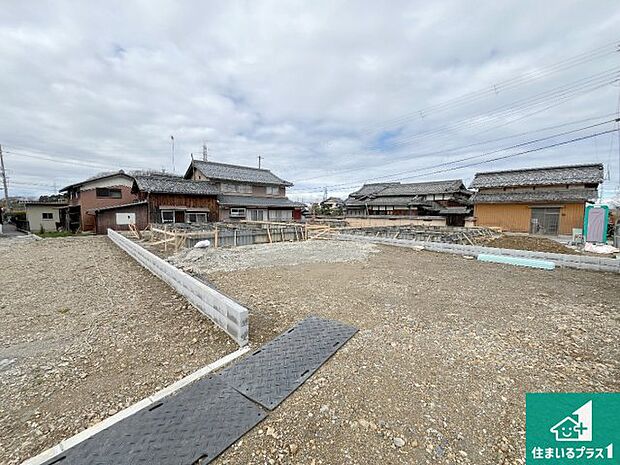 【外観】現在建築中!落ち着いた街並みで新生活を始めることが出来そう!周辺の物件も併せてご紹介させて頂きます!