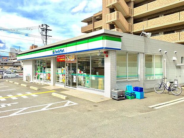 ファミリーマート 伏見醍醐大構店