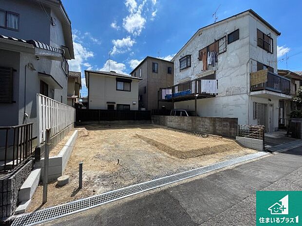 【外観】現在建築中!落ち着いた街並みで新生活を始めることが出来そう!周辺の物件も併せてご紹介させて頂きます!