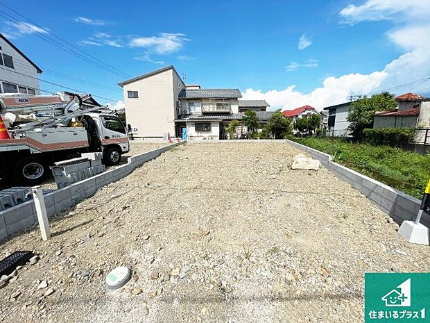 【外観】現在建築中!落ち着いた街並みで新生活を始めることが出来そう!周辺の物件も併せてご紹介させて頂きます!