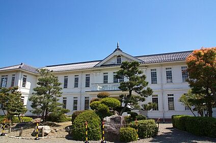 近江八幡市立八幡小学校 徒歩1600m