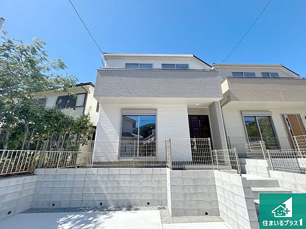 安心の10年保証!外観を美しく保ち、雨水で汚れを落とします!気になることがありましたら、お気軽にお問い合わせください!