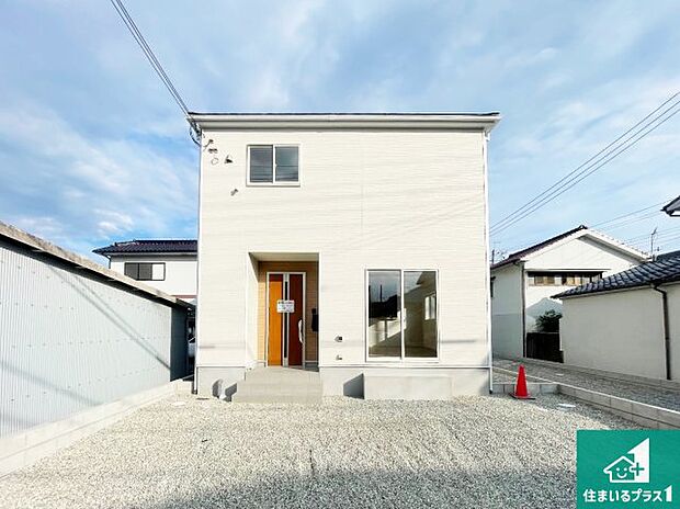 安心の10年保証!外観を美しく保ち、雨水で汚れを落とします!気になることがありましたら、お気軽にお問い合わせください!