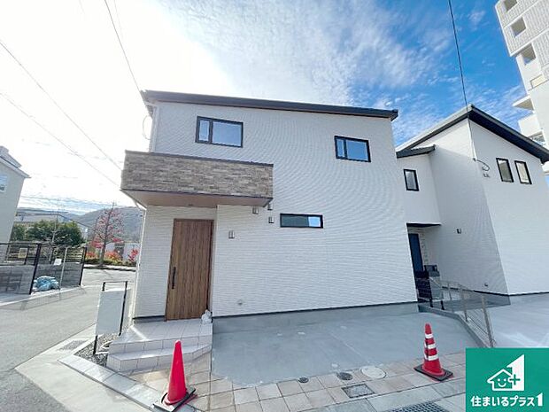 安心の10年保証!外観を美しく保ち、雨水で汚れを落とします!気になることがありましたら、お気軽にお問い合わせください!