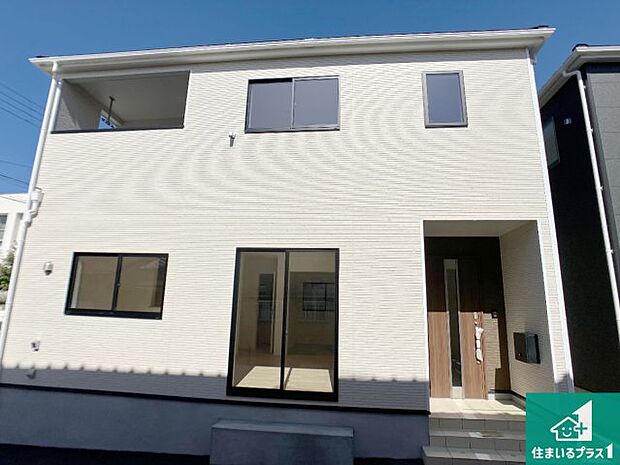 安心の10年保証!外観を美しく保ち、雨水で汚れを落とします!気になることがありましたら、お気軽にお問い合わせください!