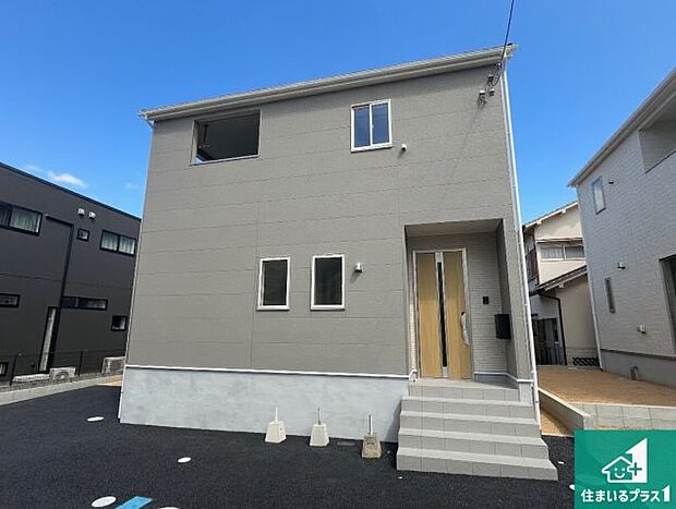 安心の10年保証!外観を美しく保ち、雨水で汚れを落とします!気になることがありましたら、お気軽にお問い合わせください!