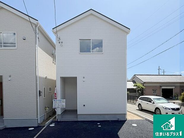 【外観】安心の10年保証！外観を美しく保ち、雨水で汚れを落とします！気になることがありましたら、お気軽にお問い合わせください！