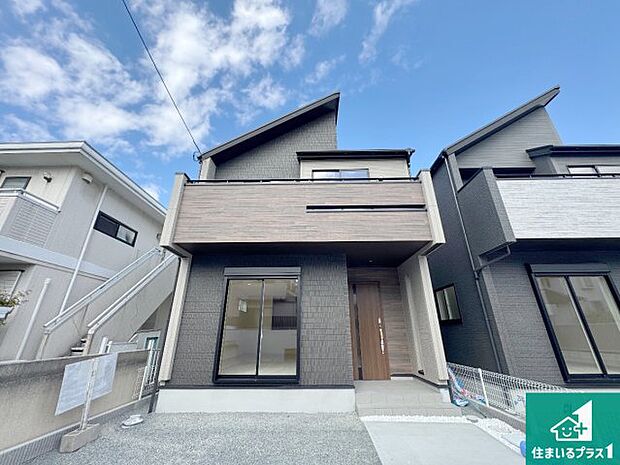 【外観】安心の10年保証！外観を美しく保ち、雨水で汚れを落とします！気になることがありましたら、お気軽にお問い合わせください！