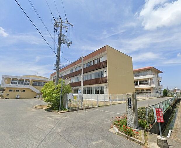 淡路市立志筑小学校