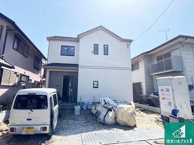 【外観】現在建築中!落ち着いた街並みで新生活を始めることが出来そう!周辺の物件も併せてご紹介させて頂きます!