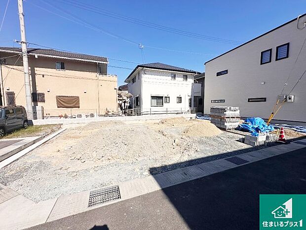 【外観】現在建築中！落ち着いた街並みで新生活を始めることが出来そう！周辺の物件も併せてご紹介させて頂きます！