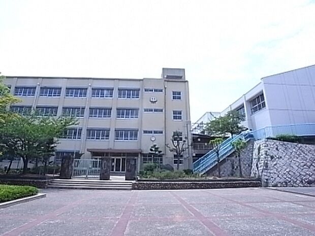 神戸市立高倉中学校