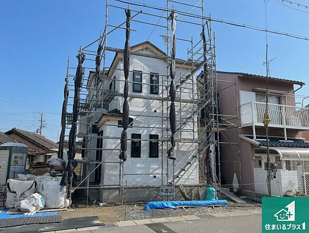 【外観】現在建築中！落ち着いた街並みで新生活を始めることが出来そう！周辺の物件も併せてご紹介させて頂きます！
