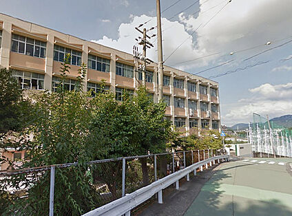 神戸市立甲緑小学校 徒歩862m