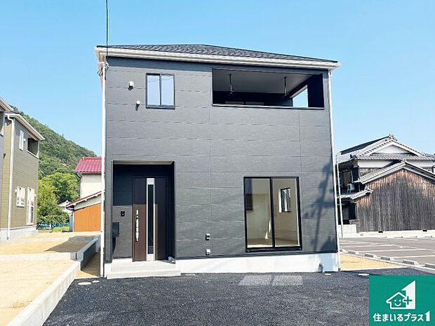 【外観】お客様に長く安心して住んでいだだける事にこだわった家づくり！住んでからのアフターサービスにもしっかりと取り組んでいます！