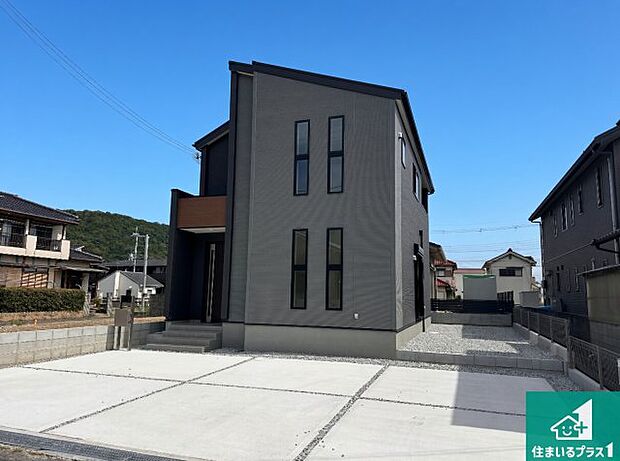 【外観】お客様に長く安心して住んでいだだける事にこだわった家づくり！住んでからのアフターサービスにもしっかりと取り組んでいます！