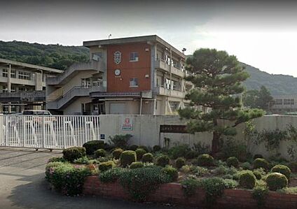 赤穂市立赤穂東中学校 徒歩1800m