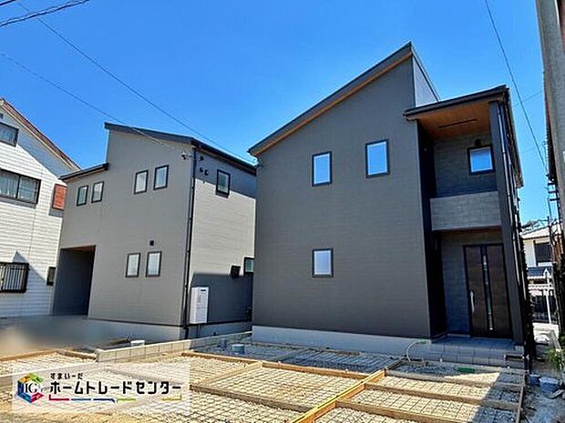 足場が外れました！完成に向けて現在建築工事中です☆物件に関するご質問等は土日・平日を問わずお気軽にお問い合わせ下さい☆