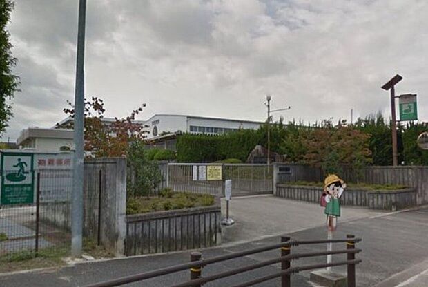 豊田市立広川台小学校（約350m）