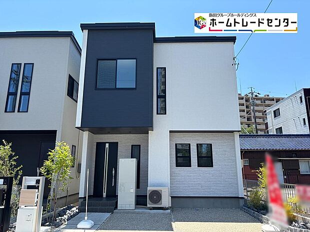 【現地外観写真】平日・お仕事帰りなど、いつでもご案内させていただきます!デザイン・目に見える設備面も大切ですが、耐震構造で地震に強い家の為、次代へ繋ぐ強固な住宅です。