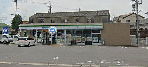 ファミリーマート高浜論地町店(約400m)