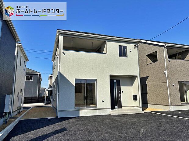 【現地外観写真】【３号棟】平日・お仕事帰りなど、いつでもご案内させていただきます！デザイン・目に見える設備面も大切ですが、耐震構造で地震に強い家の為、次代へ繋ぐ強固な住宅です。