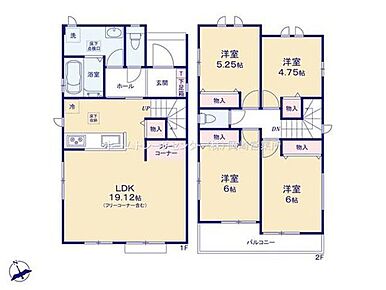 玄関入ってすぐの洗面室で、帰宅後にすぐ手を洗えて衛生的☆ワンちゃんのお散歩後も便利です◎1９帖のLDKを中心とした間取で家族が自然と顔を合わせる設計プランです。 