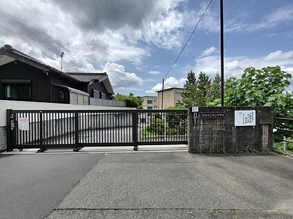 岡崎市立甲山中学校 300m ( 徒歩4分)