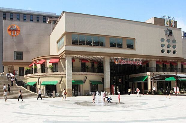 深川ギャザリア（約970m）