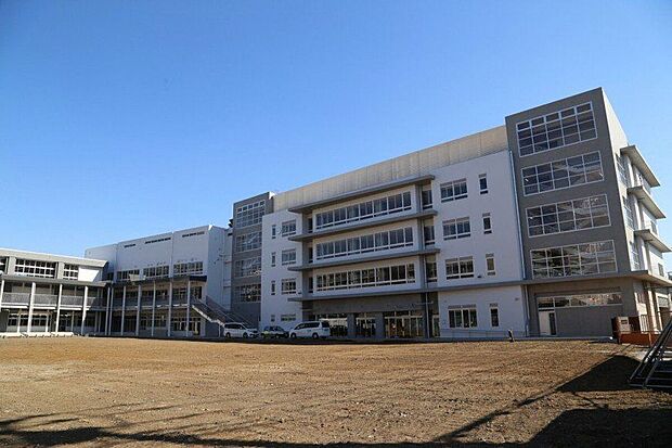 墨田区立吾嬬立花中学校(約770m)