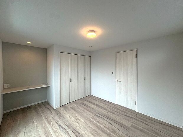 【建物プラン例　（内観写真）】【施工例】