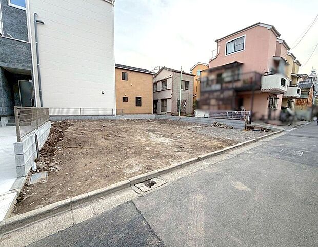 【前面道路含む外観】【現地】(2026年3月)撮影